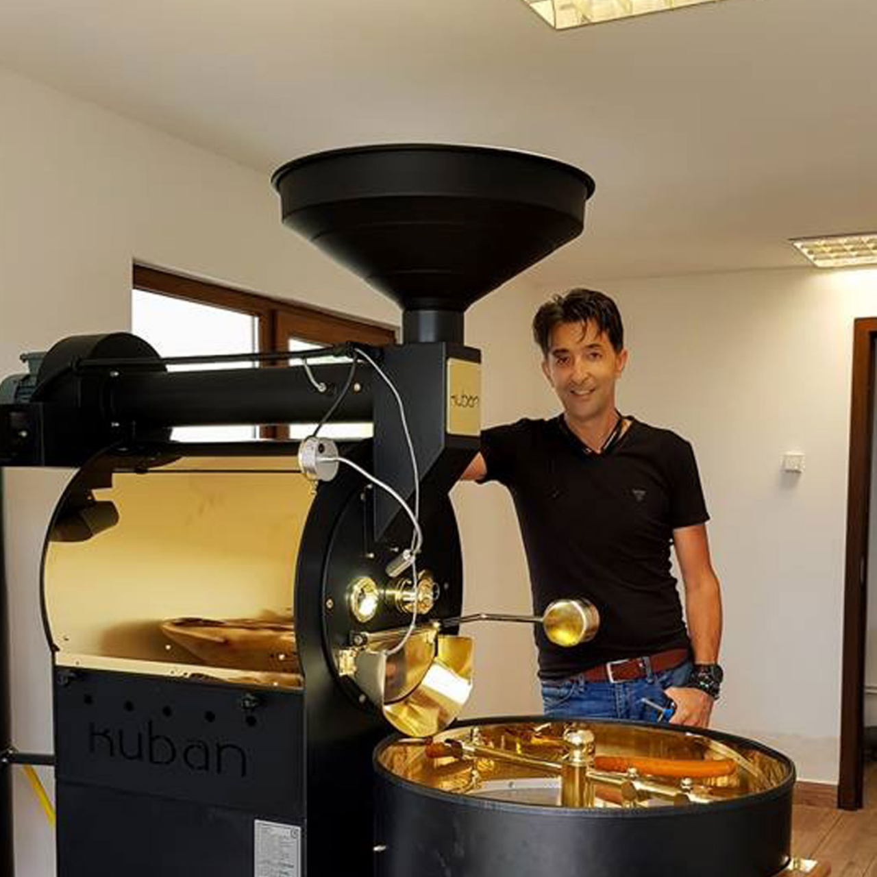 kuban base 15kg coffee roaster00003 - 15 Kg Shop Coffee Roaster
