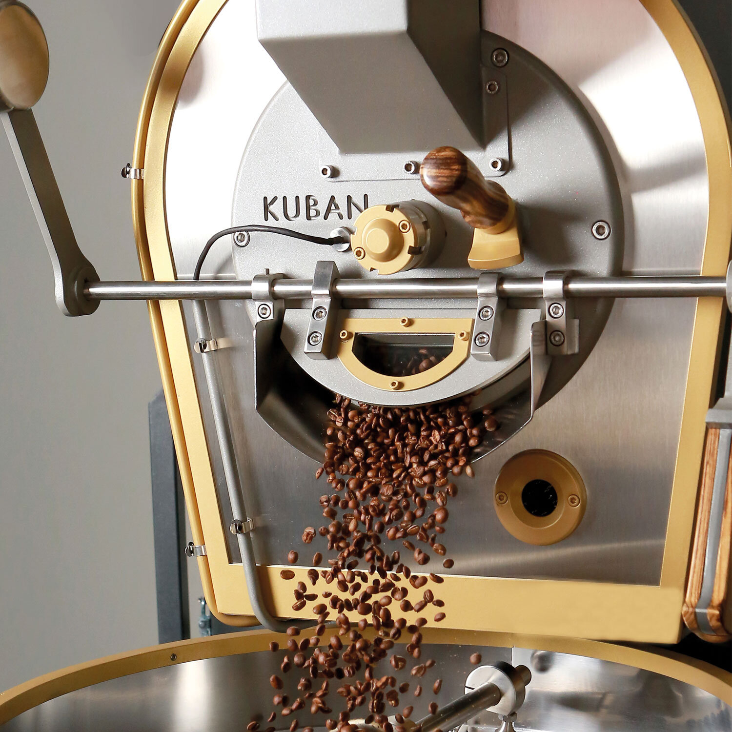 A Guide to Roasting with Kuban Supreme 1.8kg 2 Kuban coffee processing 1.8kg roast - A Guide to Roasting with Kuban Supreme 1.8kg