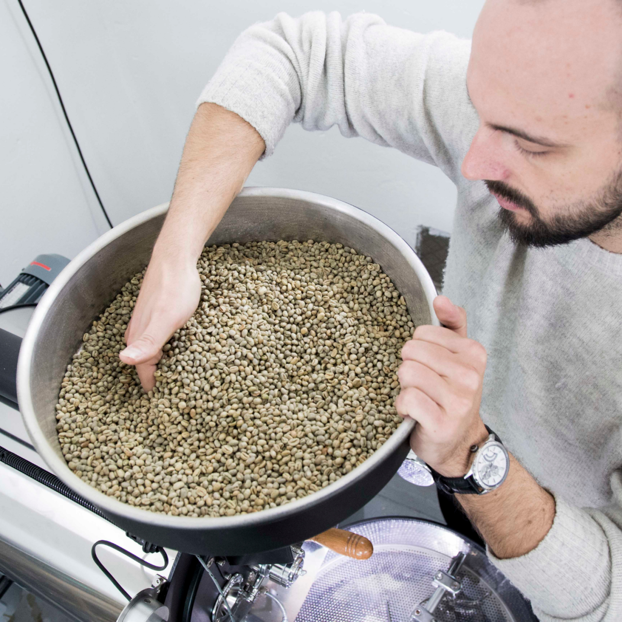 Base 1.5 Kg Coffee Roasting Tradition 4 Kuban coffee processing Kuban’s 1.5 Kg Shop-Type Coffee Roaster