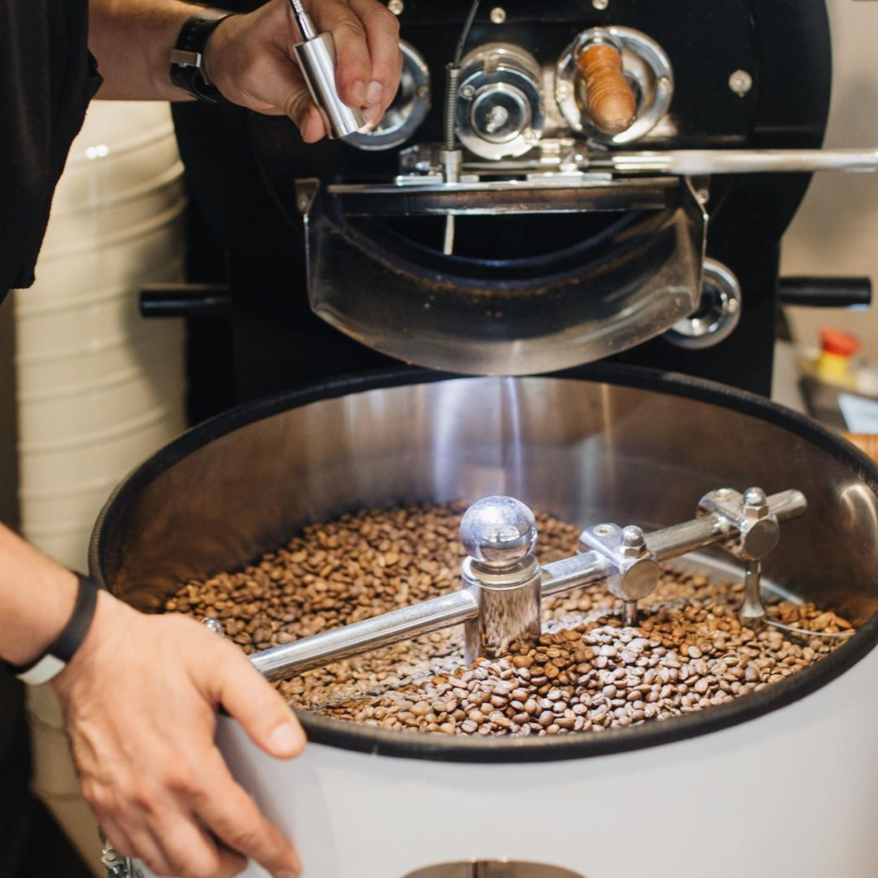 Base 1.5 Kg Coffee Roasting Tradition 3 Kuban coffee processing Kuban’s 1.5 Kg Shop-Type Coffee Roaster